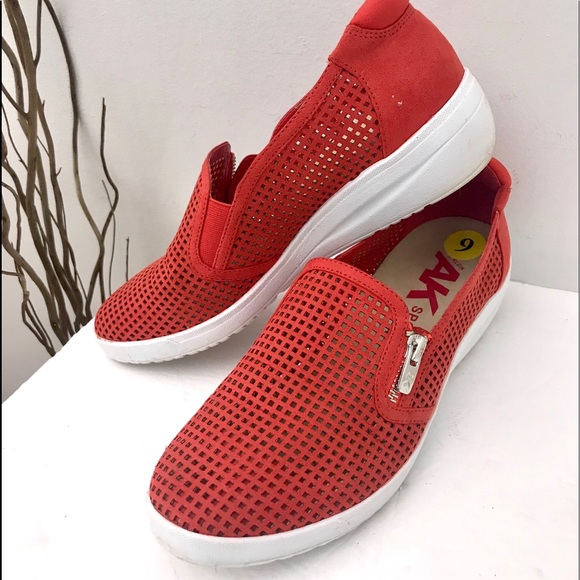 ak sport sneakers